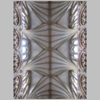 Lincoln Cathedral, Vault of Nave, photo by Cc364 on Wikipedia.jpg